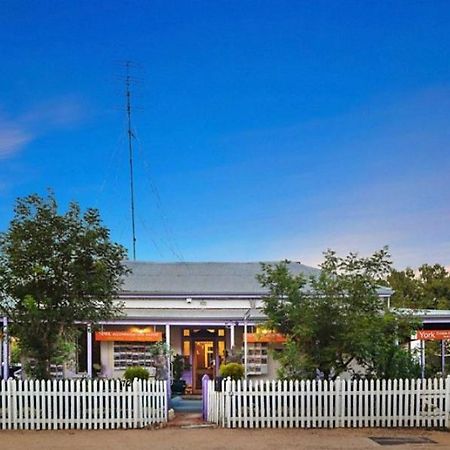 Lavender House York Motel Ngoại thất bức ảnh
